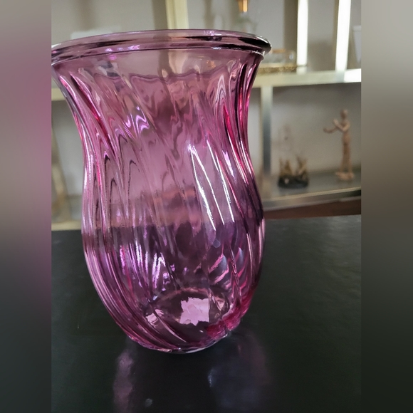 Purple Vase - Picture 5 of 5